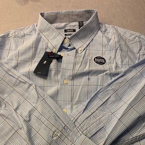 NWT.  Men’s Izod button down long sleeve. 2XL
